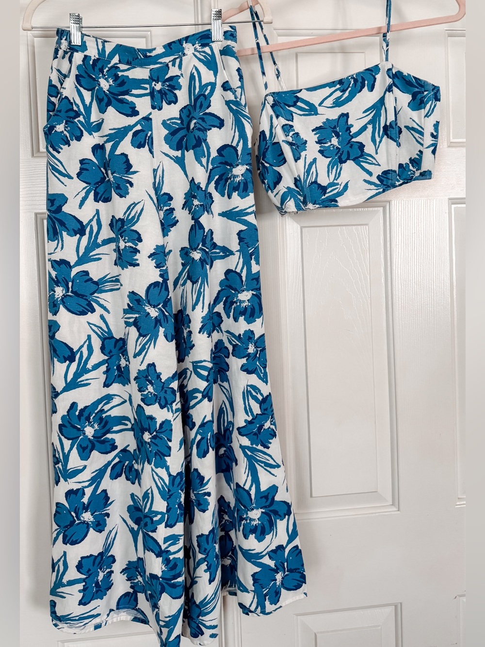 Blue Floral Two-Piece Skirt and Crop TopSize Small